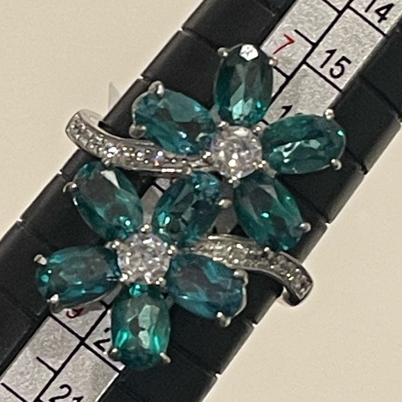 Imported 925 Genuine Natural Green Topaz Double Flower Wrap Ring Sz8.25 NWT - Picture 4 of 4